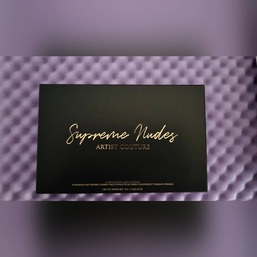 Artist Couture - Supreme Nudes Eyeshadow Palette - NIB - Value $45